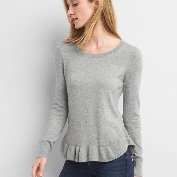 GAP Sweaters - Gap ruffle hem sweater